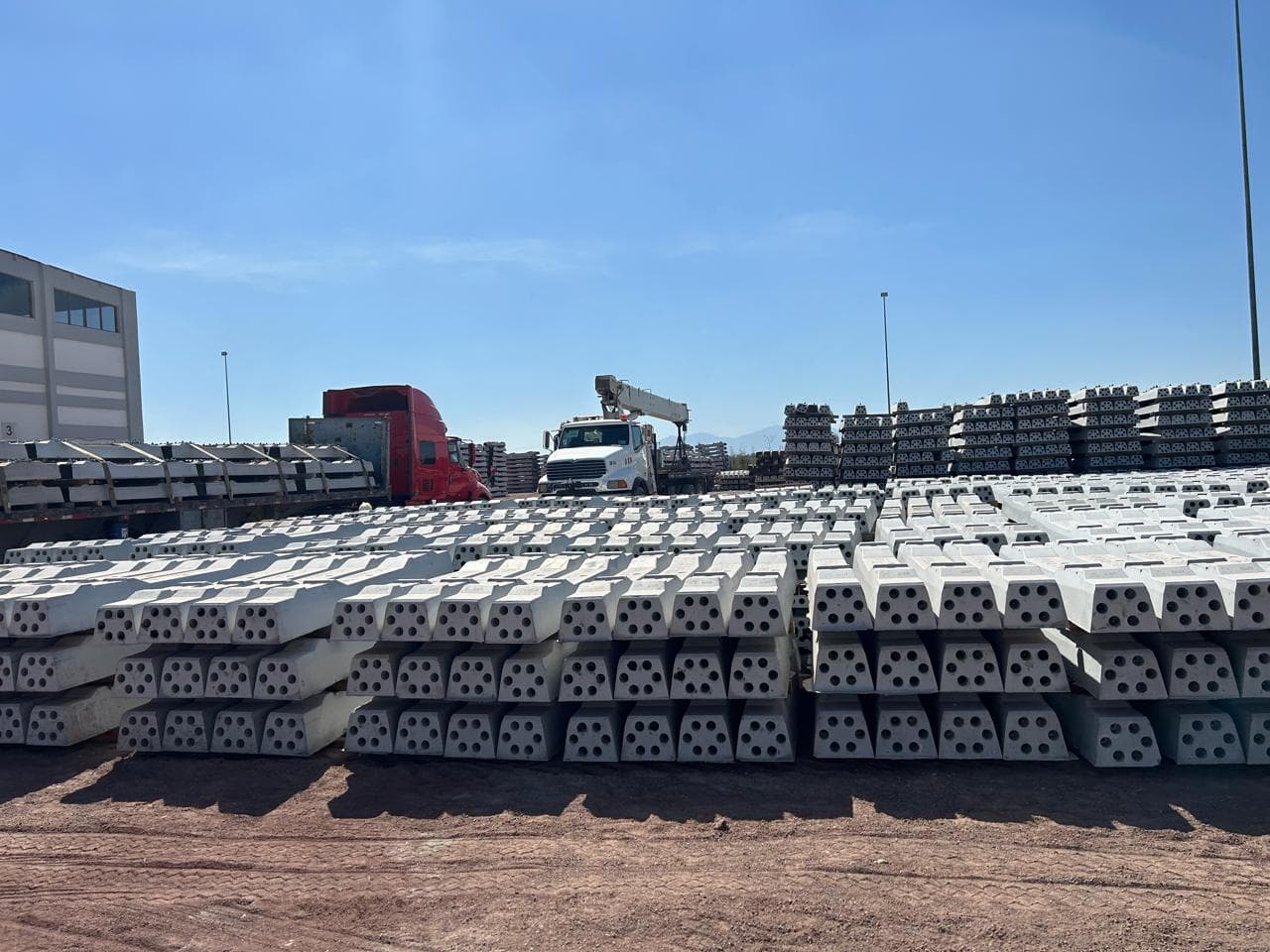 Mezclador Central y Prefabricados Bosemi — soluciones eficientes para la producción de concreto
